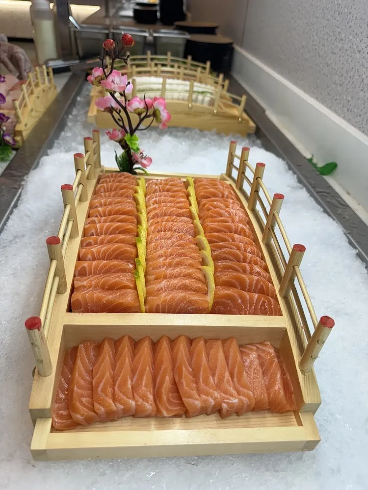 Salmon Sashimi